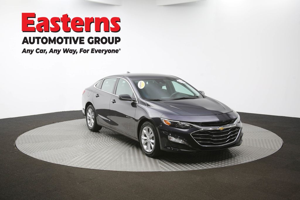 Vehicle image 15 of 60