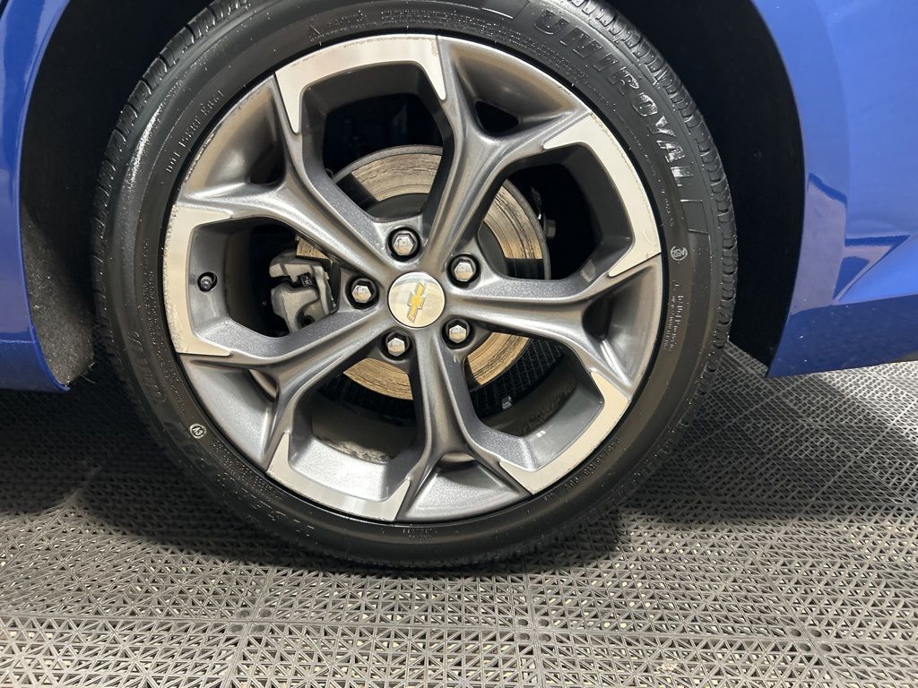 2023 Chevrolet Malibu LT Image 12 of 34