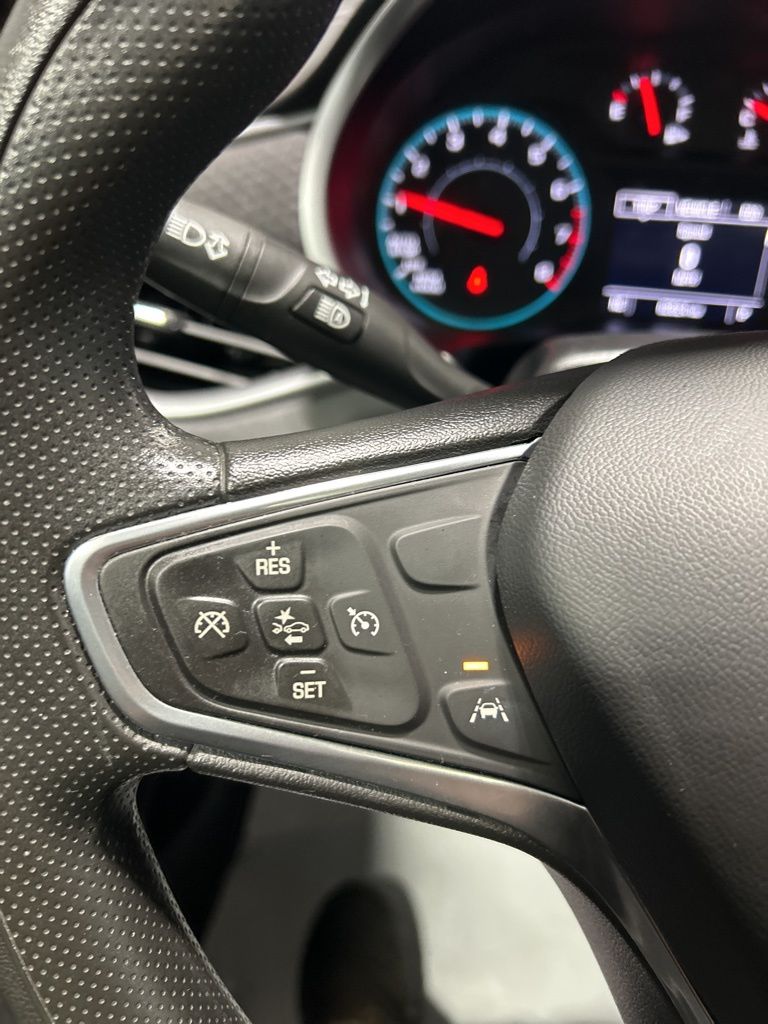 2023 Chevrolet Malibu LT Image 27 of 34