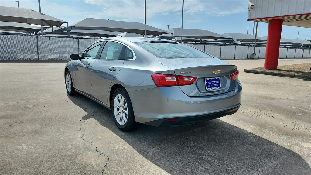 Vehicle image 7 of 40