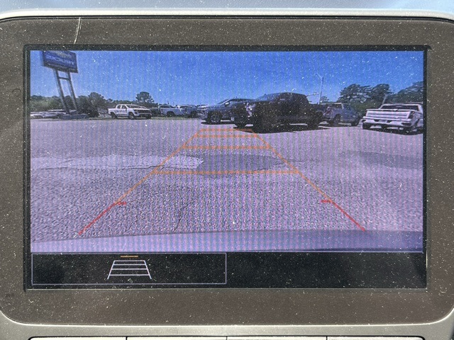Vehicle image 26 of 33