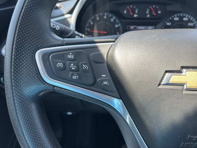 Vehicle image 18 of 33