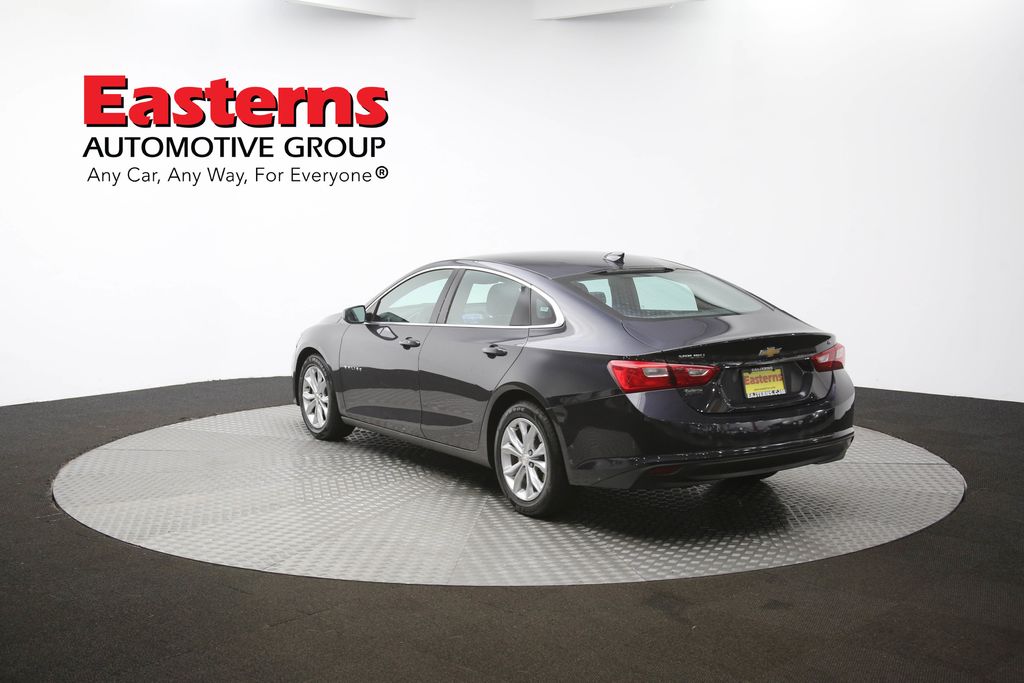 Vehicle image 32 of 61