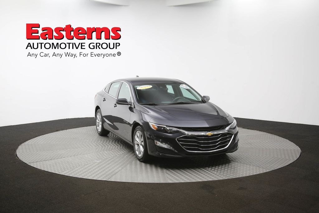 Vehicle image 10 of 61