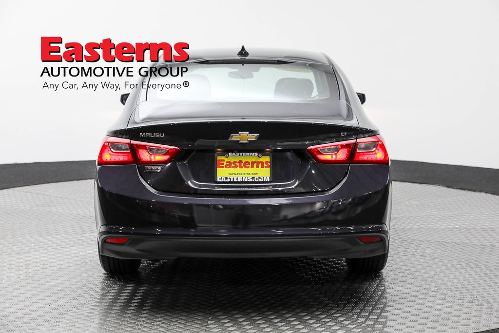 Vehicle image 36 of 61