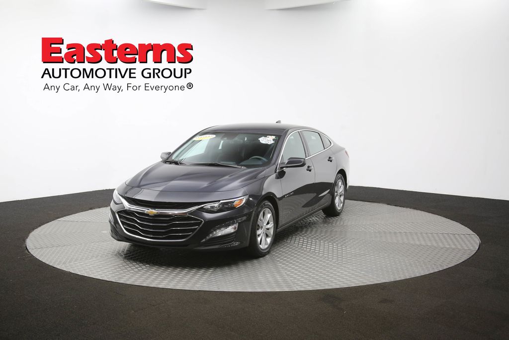 Vehicle image 2 of 61