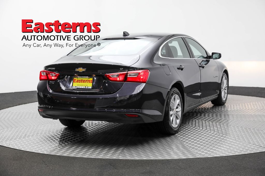 Vehicle image 26 of 61