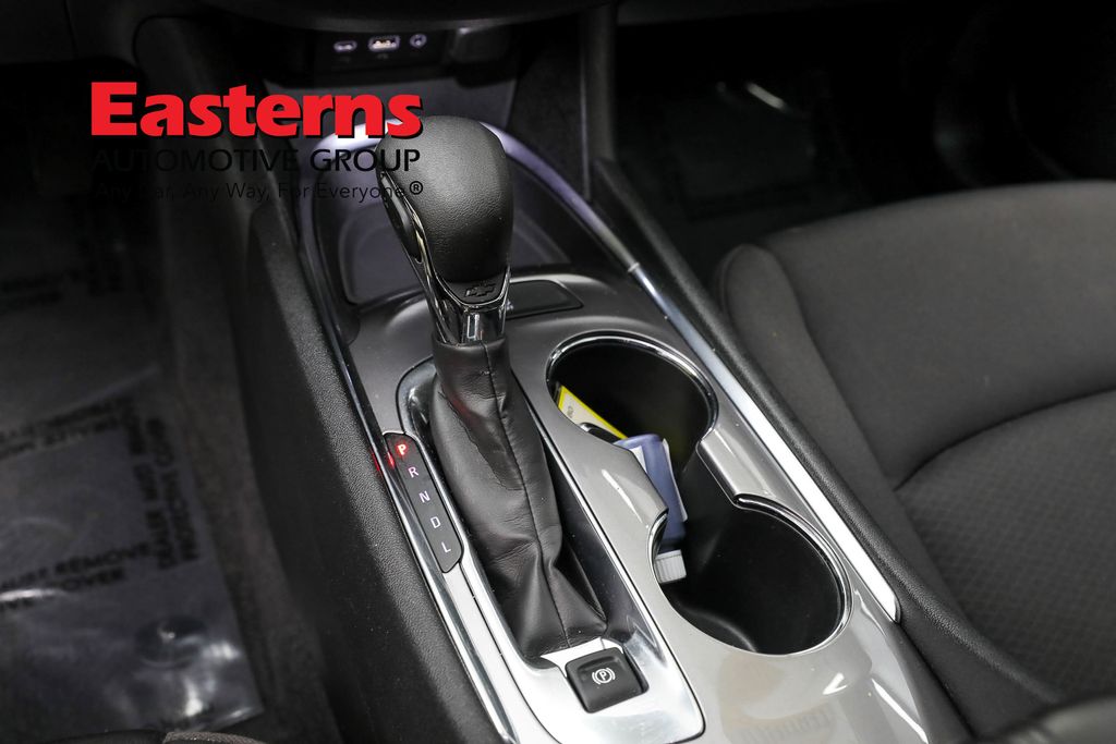 Vehicle image 43 of 61