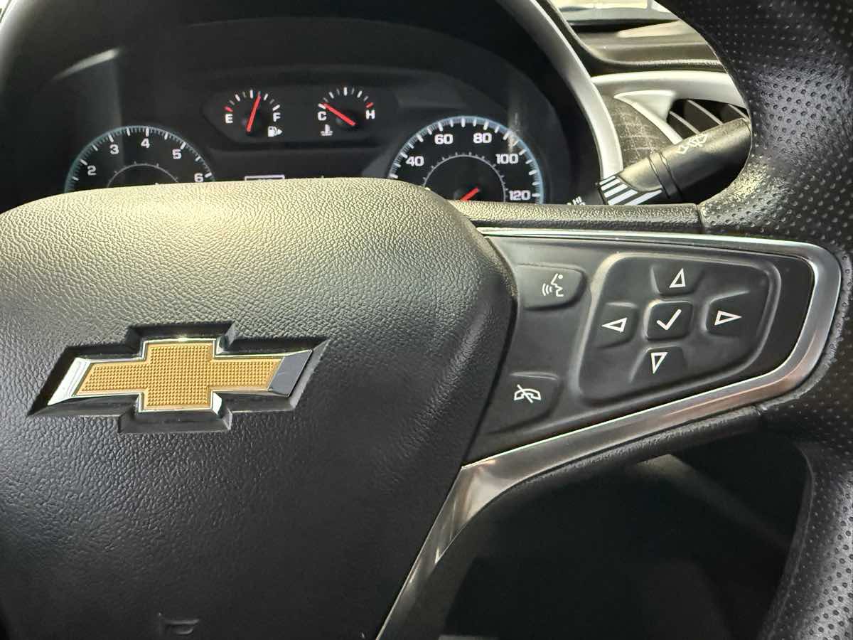 Vehicle image 16 of 45