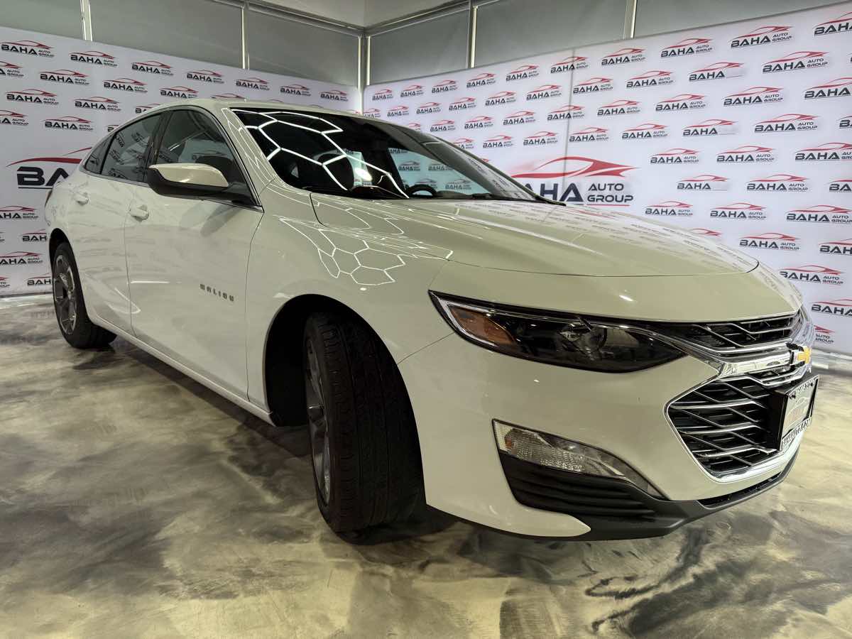 Vehicle image 3 of 45
