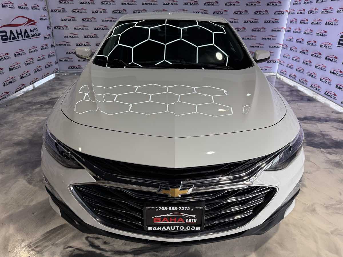 Vehicle image 9 of 45