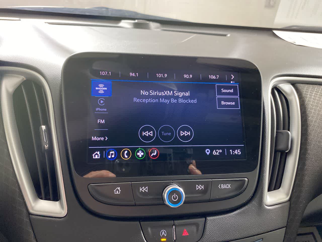 Vehicle image 18 of 30