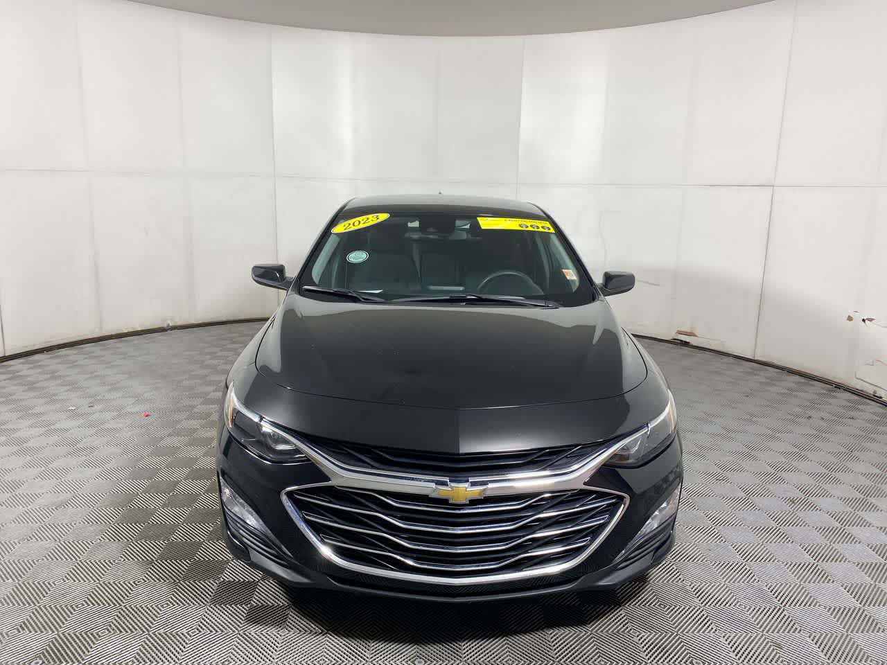 Vehicle image 4 of 30