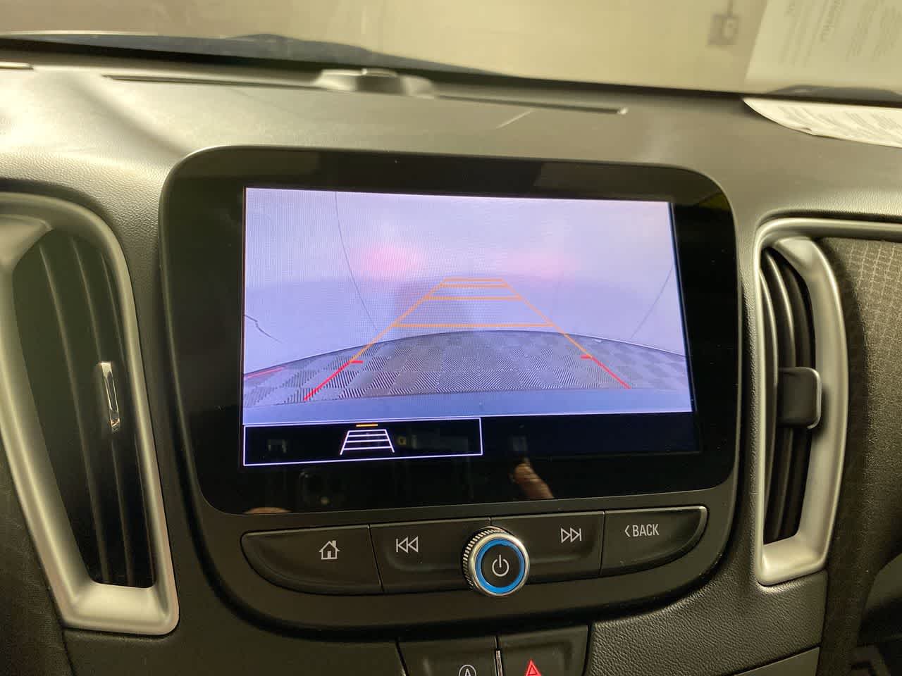 Vehicle image 19 of 30