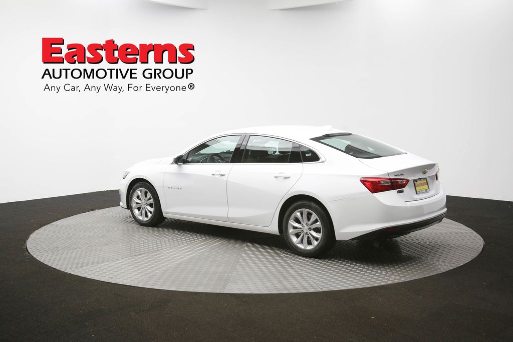 Vehicle image 33 of 61