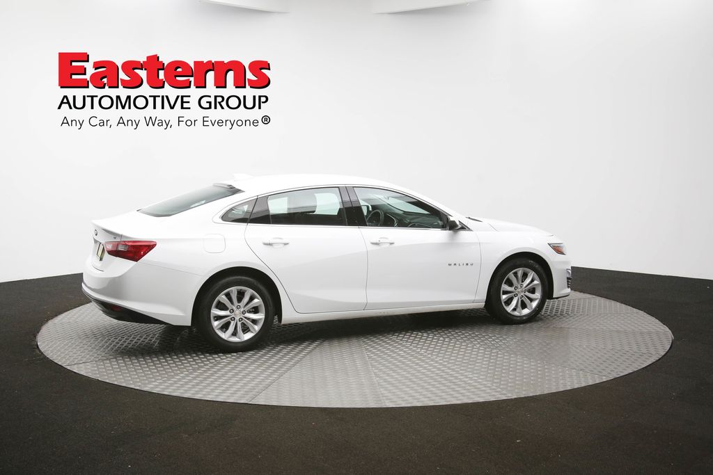 Vehicle image 20 of 61