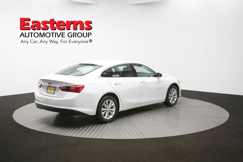 Vehicle image 21 of 61