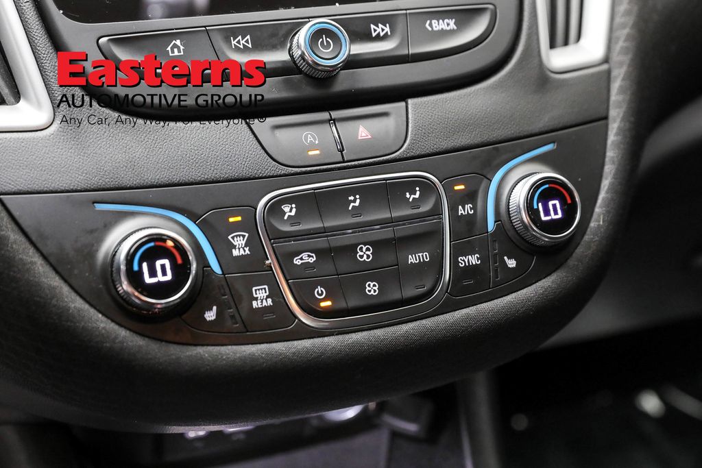 Vehicle image 49 of 61