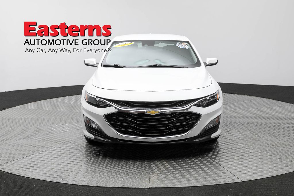 Vehicle image 8 of 61