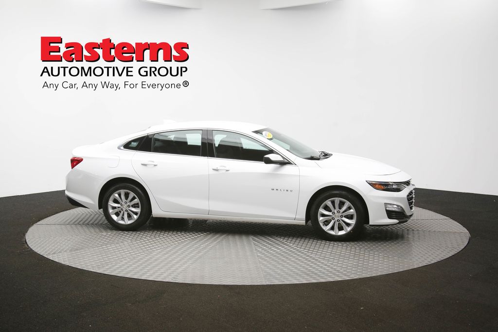 Vehicle image 19 of 61