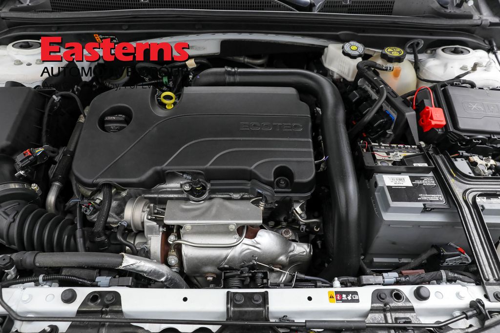 Vehicle image 37 of 61
