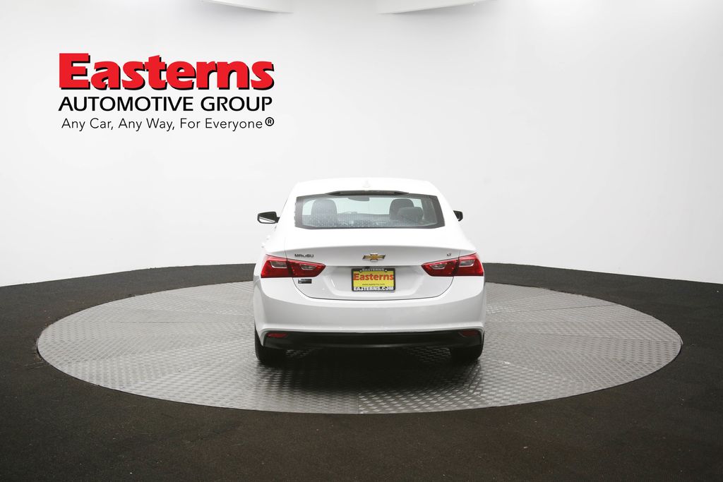 Vehicle image 27 of 61