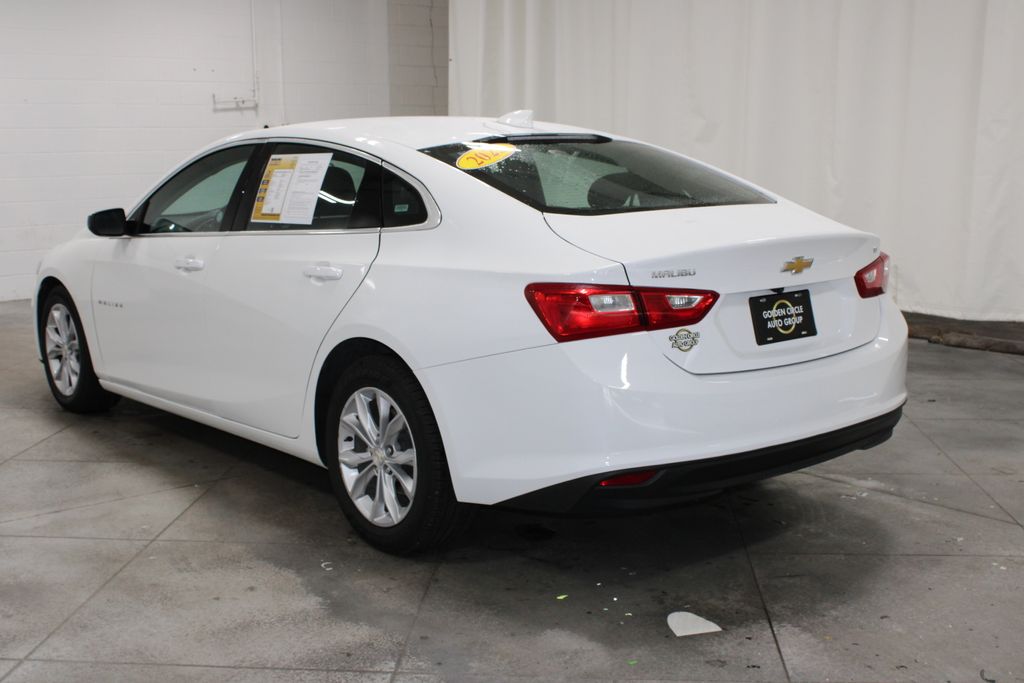 2023 Chevrolet Malibu LT Image 6 of 48