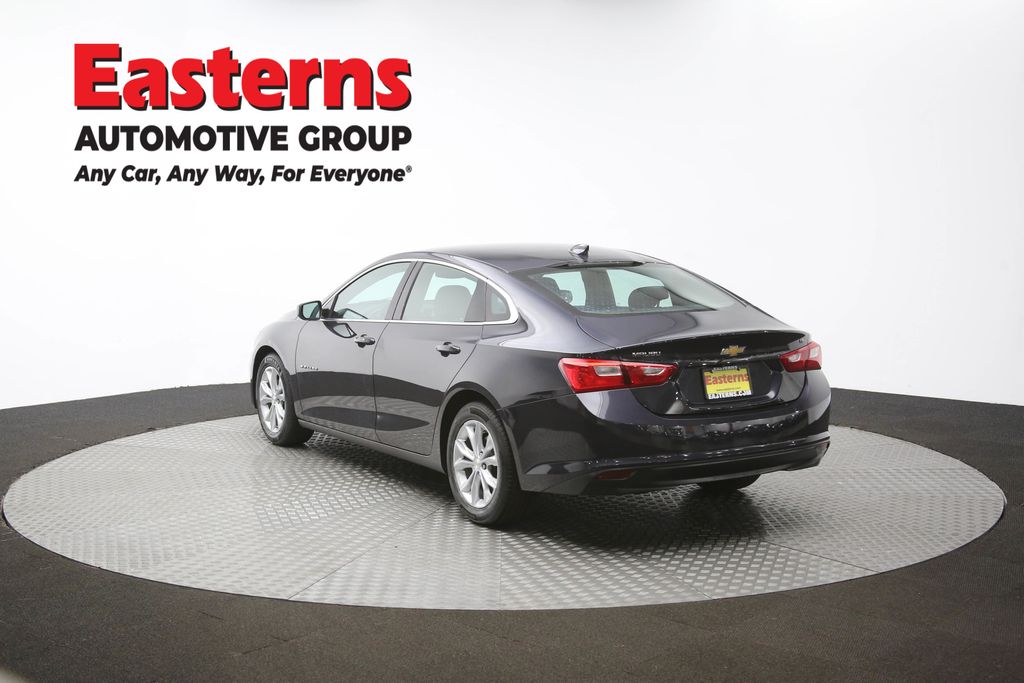 Vehicle image 33 of 60