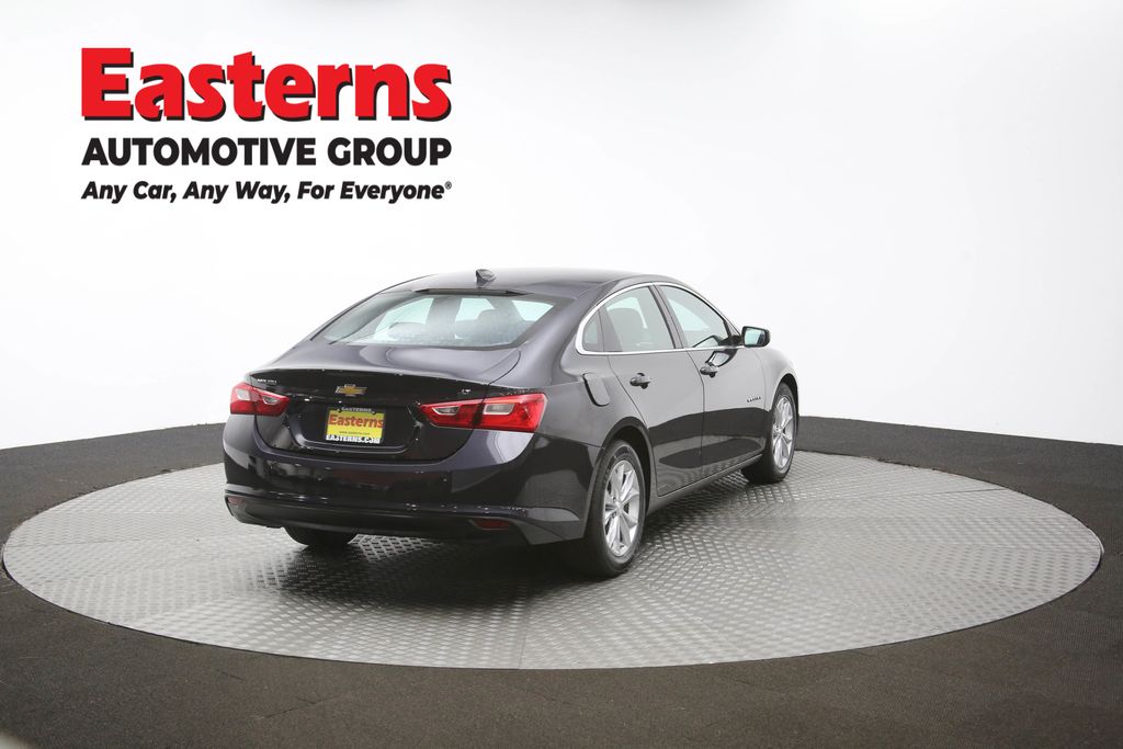 Vehicle image 25 of 60