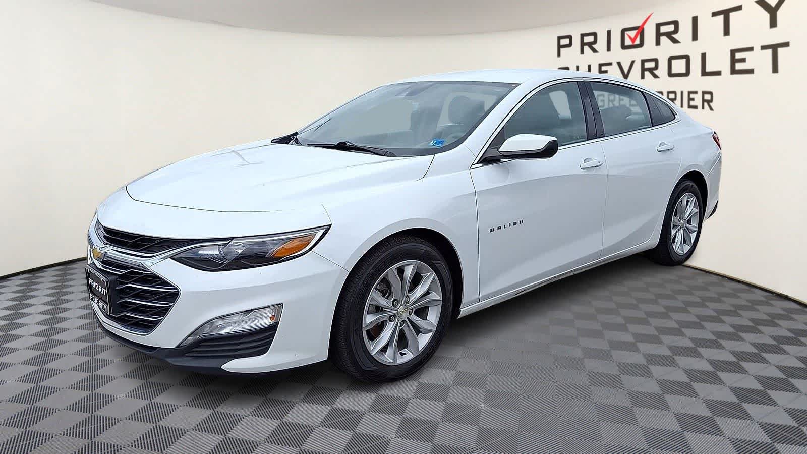 2023 Chevrolet Malibu LT Image 1 of 38