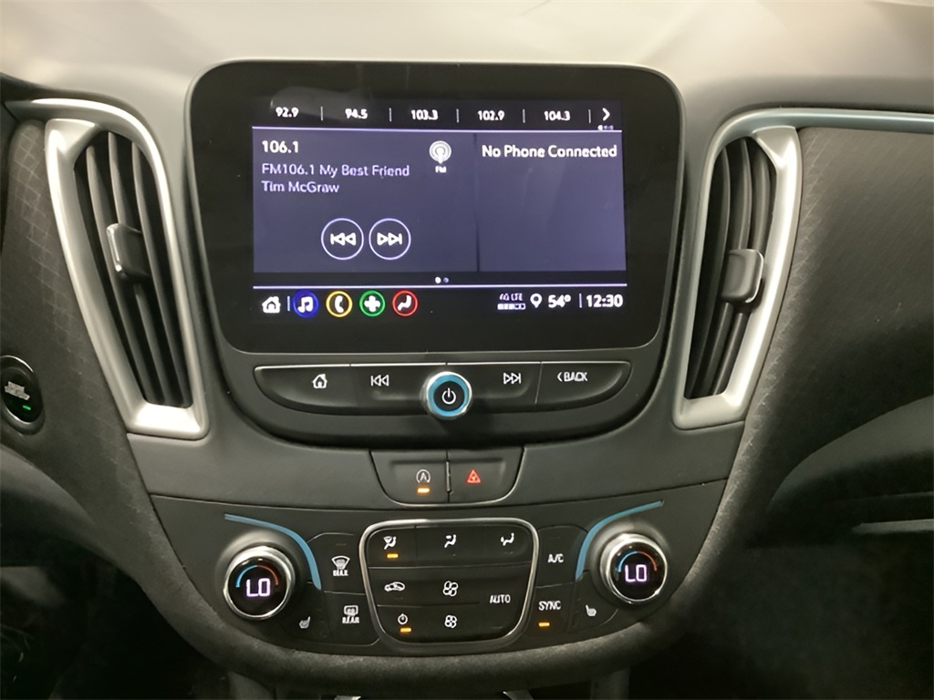 Vehicle image 20 of 29