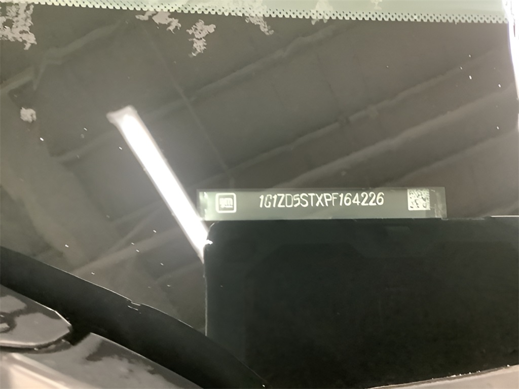 Vehicle image 27 of 29