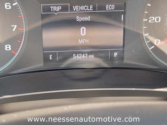 Vehicle image 21 of 33