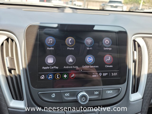 Vehicle image 23 of 33