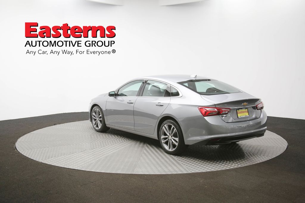 Vehicle image 30 of 60