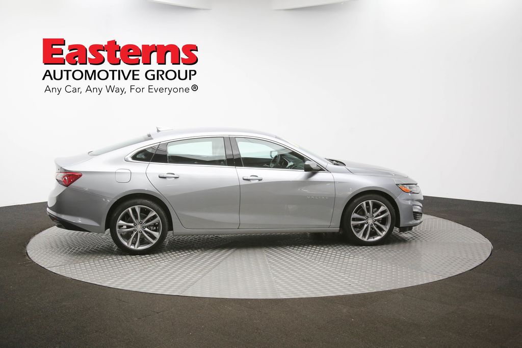 Vehicle image 19 of 60
