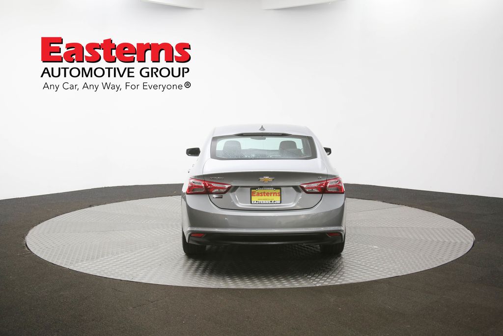 Vehicle image 27 of 60