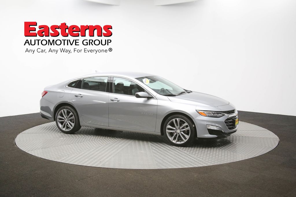 Vehicle image 10 of 60
