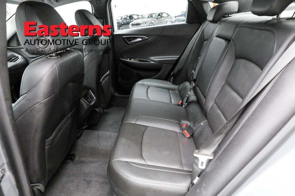 Vehicle image 49 of 60