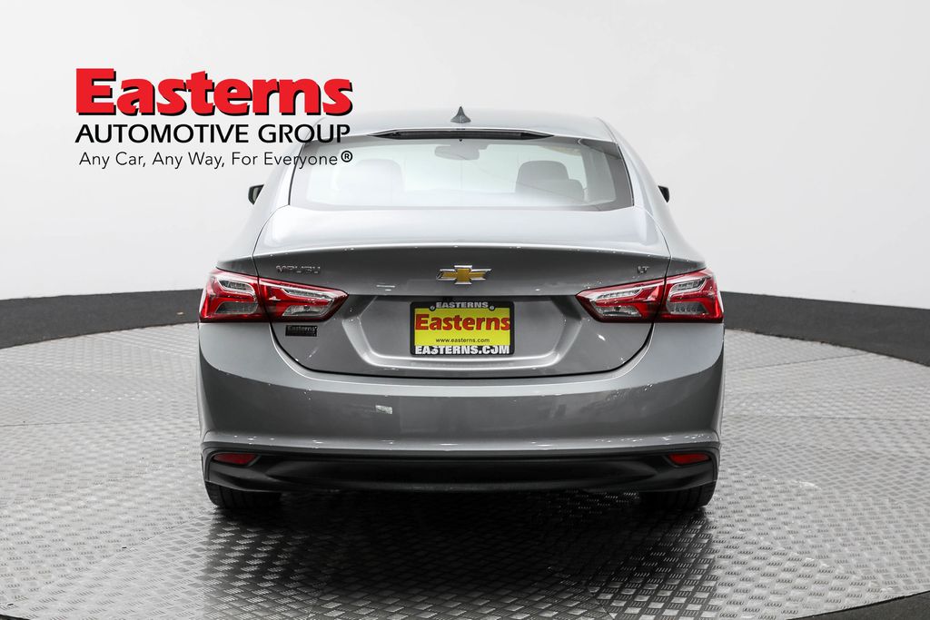 Vehicle image 36 of 60