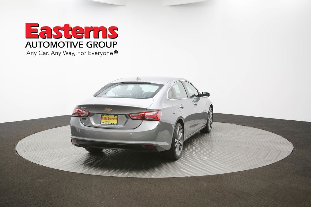 Vehicle image 20 of 60