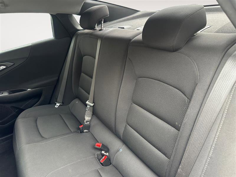 Vehicle image 13 of 15