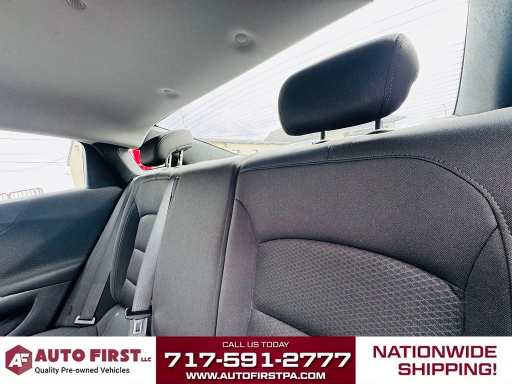 2023 Chevrolet Malibu RS Image 10 of 11