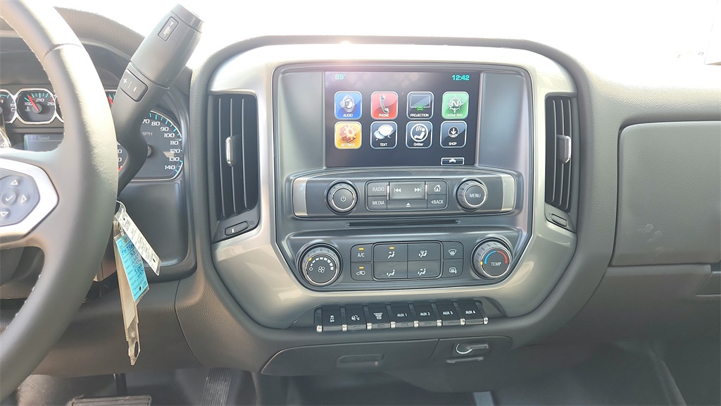 Vehicle image 58 of 63