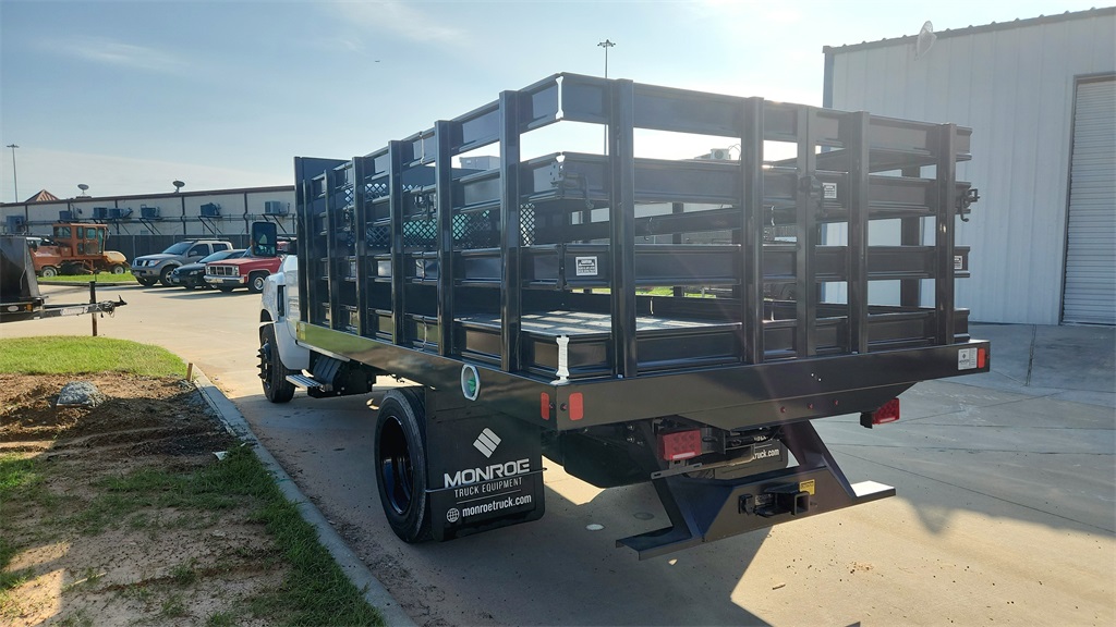 Vehicle image 36 of 63