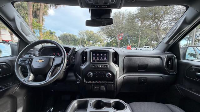 2023 Chevrolet Silverado 1500 Custom Image 18 of 31
