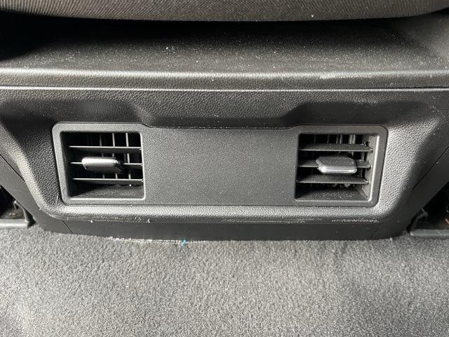 Vehicle image 29 of 30
