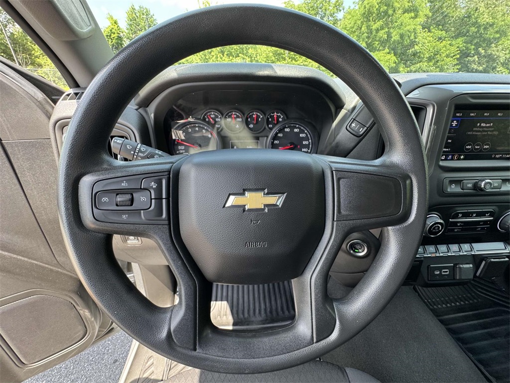Vehicle image 16 of 30