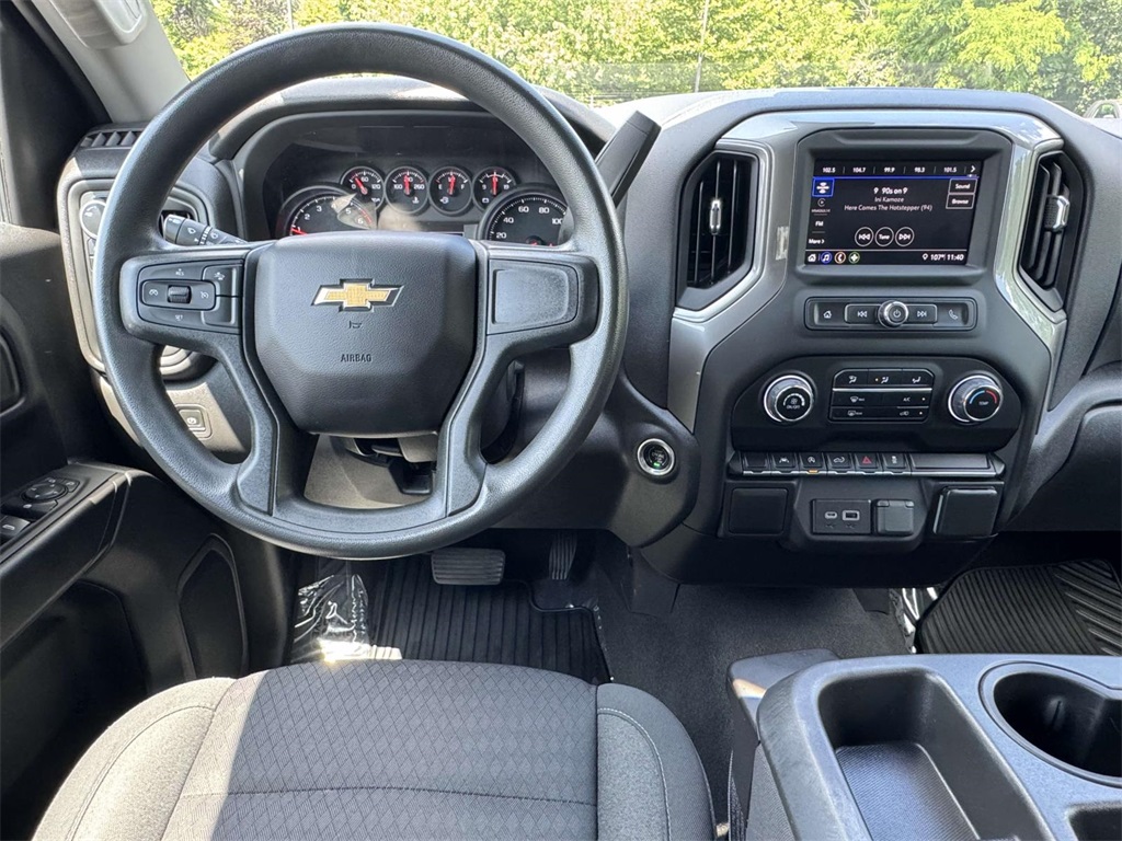 Vehicle image 14 of 30
