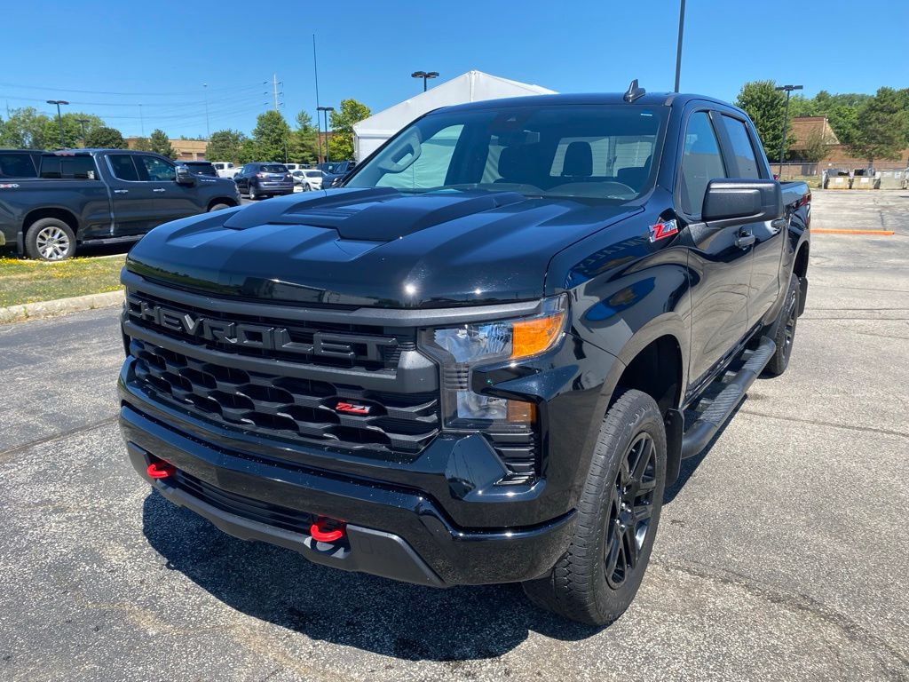 2023 Chevrolet Silverado 1500 Custom Trail Boss Image 1 of 29